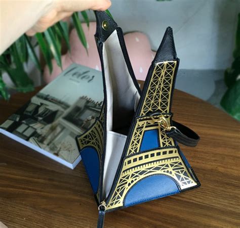 eiffel tower bag.